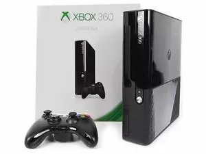 Игровая приставка Microsoft Xbox 360 250Gb + игра Forza 4 + Ведьмак 2 ( R9G-00149 )